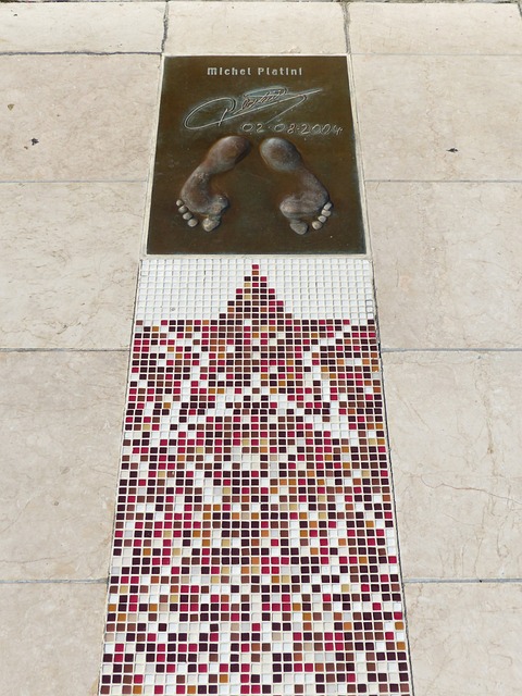 前四的席位 前四的席位