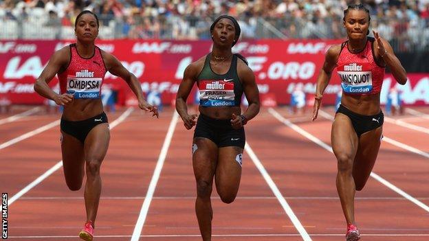 选手向着更 选手向着更